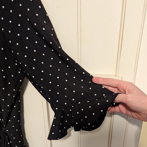 LOFT Black and White Polka-dot Wrap Dress 10 EUC - Picture 7 of 10